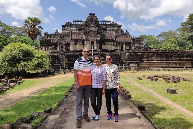 1-Day Angkor Wat tour by Private transport - Lunch near Angkor Wat gives the day a pause