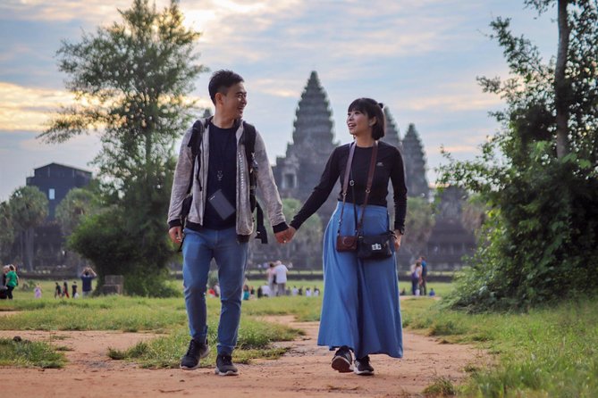 1-Day Angkor Wat tour by Private transport - Angkor Thom begins at the South Gate