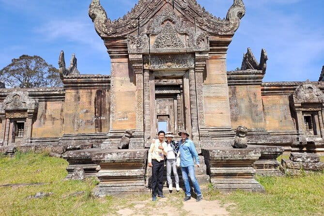 1 Day Beng Mealea ,Koh Ker Pyramid Temple and Peah Vihear Temple - The 5:00 am departure from Siem Reap
