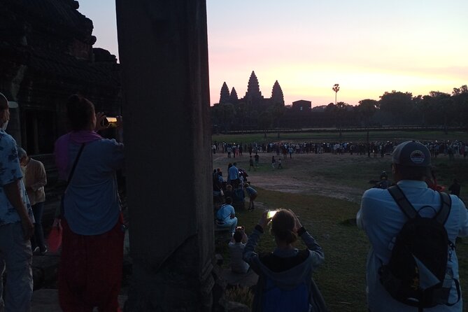 1-Day private Angkor Temple Tour with Sun Rise by Tuk Tuk from Siem Reap - What the private tuk tuk changes