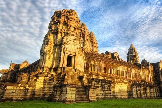 1 day special Tour: Angkor Wat,Bayon,Ta Prohm, Bantey srei and Beng Mealea - Beng Mealea, the Day’s Wild Card