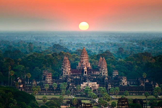 13 Days Private Tour to Cambodia, Angkor Wat and Vietnam - Halong Bay gives the schedule a welcome pause