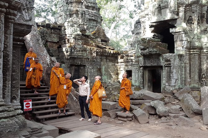 1day private tour all main temple in Angkor,sunset at TonleSap floating village - Guide quality can make or break this schedule