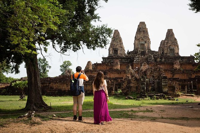 2-Day : Angkor Sunrise, Kompong Phluk Sunset & Banteay Srei Tour - Bayon and the faces of Angkor Thom