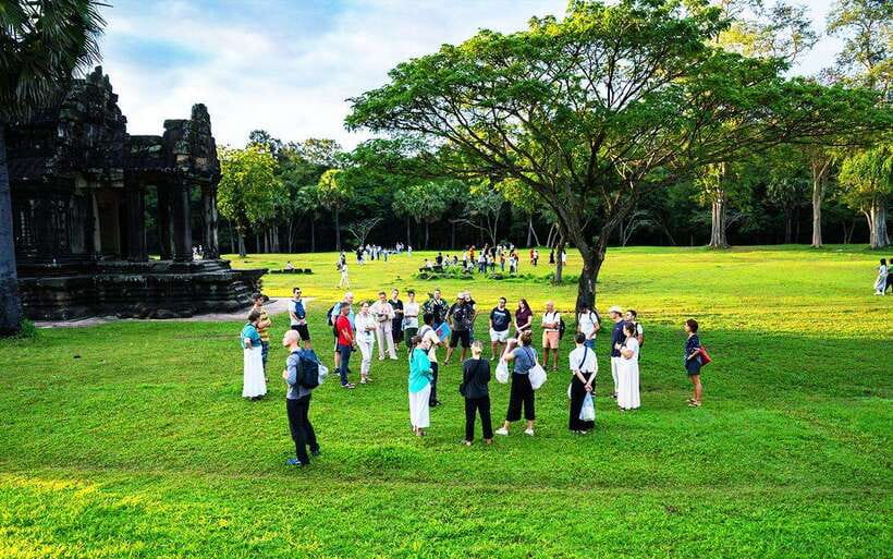 2-Day: Angkor Temple Treasures and Unique Floating Lifestyle - Who will enjoy this Angkor itinerary most