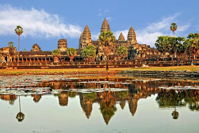 2-Day 'Angkor & Village' Tour - Kompong Phluk gives the temples a human setting