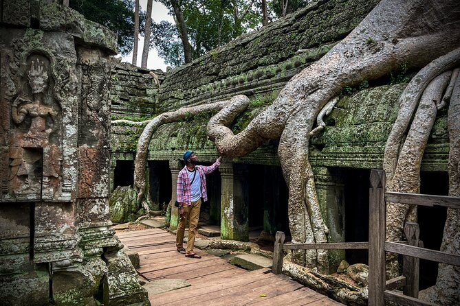 2 Day Angkor Wat Kulen Mountain Beng Mealea Floating Village Tour - Angkor Thom brings the biggest collection of faces