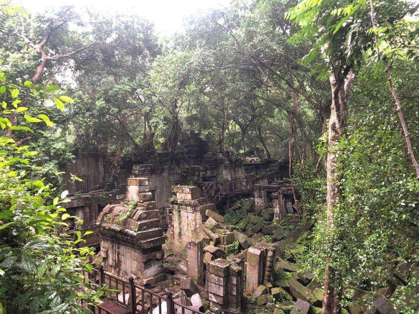 2 Day Angkor Wat Private Tour - Beng Melea brings the lost-temple mood