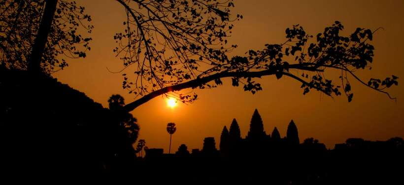 2-Day Angkor Wat With Small, Big Circuit & Banteay Srei Tour - Day One: Angkor Wat and the Small Circuit