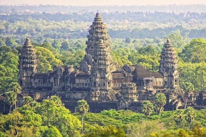 2-Day Best of Angkor Wat and Tonle Sap Lake Tour - Day two at Kampong Phluk and Tonlé Sap Lake