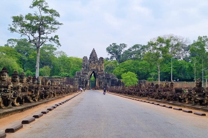 2 Day Cambodia Private Guided Tour in Angkor Temples - Ta Nei and Ta Prohm: two very different jungle settings