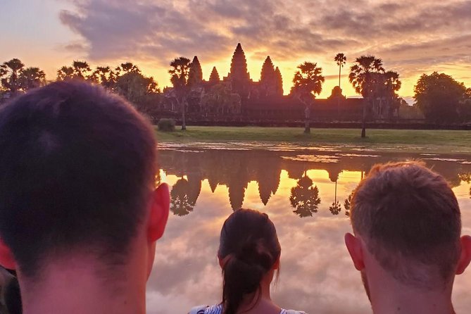 2-Day Private tour: Discover Angkor temples with sunrise - Lunch breaks the route before Angkor Wat
