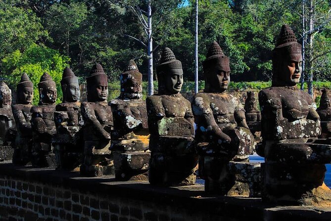 2-Day Private Tour in Angkor Wat Grand Circuit - Why a private vehicle helps at Angkor