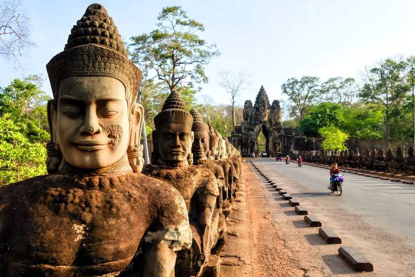 2-Day Temple private Tours, Lunch included - Who should choose this Angkor tour?