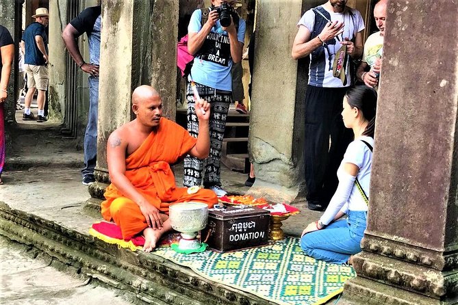 2 Days Exclusive Temple Highlights with Sunset and Sunrise Tour - Who should book this Angkor tour?
