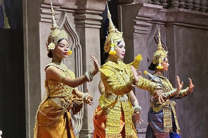 2 Days Tour in Siem Reap including Lunch, Dinner & Apsara Show - Day two: sunrise at Angkor Wat