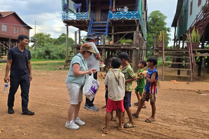 2 Days Tour in Siem Reap including Lunch, Dinner & Apsara Show - Sunset plans: Phnom Bakheng or Phnom Krom