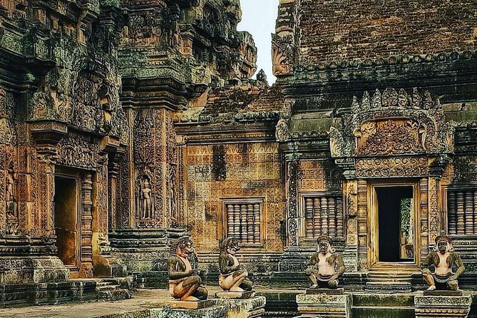 2-Days Tour (The Best Historical of Khmer Empire) - Angkor Thom’s terraces reveal royal ceremony