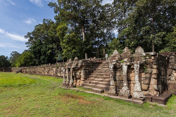 2days Explore Angkor wat Small Tour & Big Tour + Banteay Srei (Private tour) - Is $159 a Fair Price?