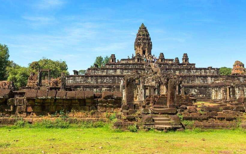 3-Day Angkor, Kompong Phluk & Roluos Temples Tour - Why the private vehicle matters
