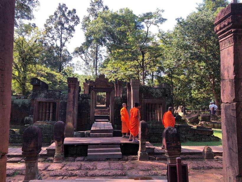 3-Day Exploring Angkor Wat & Siem Reap Highlights Tour. - Transport, Comfort, and Daily Pace