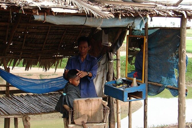 3-Day private Tour of Siem Reap with Pick Up - Day three: markets and life on Tonle Sap