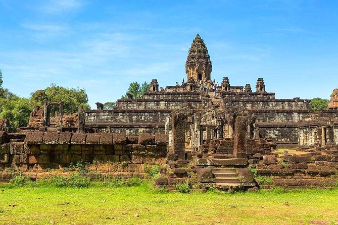 3-Day 'Temples & Tonle Sap' Tour - Day 2: Sunrise, remote temples, and Banteay Srei