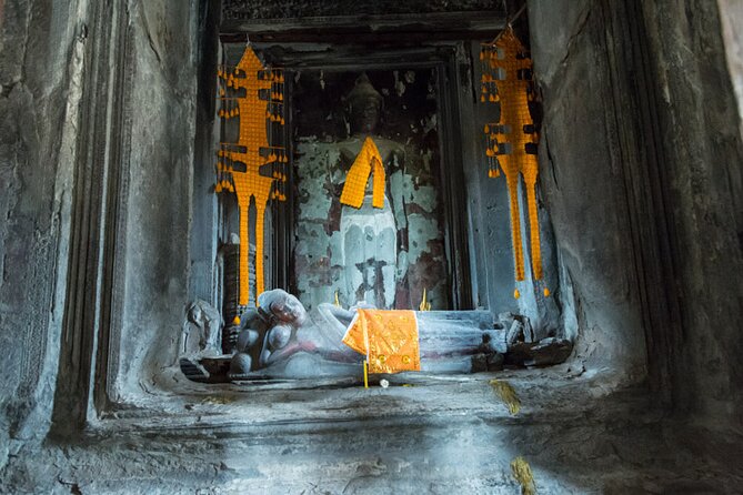 3-Days Private Angkor Wat Sunrise/Sunset Tours & Floating Village - Clothing, meals, and practical preparation