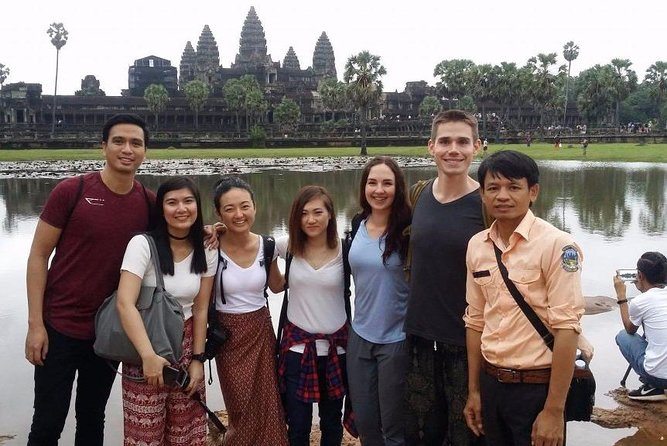 3 Days Siem Reap Explorer - Small Group - Day two: sunrise at Angkor Wat and the royal city