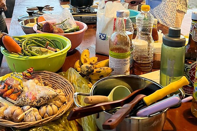 3-Hour Siem Reap Guided Cooking Class and Market with Pick up - From Market Basket to Cooking Station