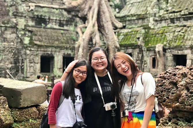 4-Day Excursion of Angkor, Koh Ker, Beng Mealea, Tonle Sap and Waterfalls - Day Three: Phnom Kulen, Banteay Srei, and Tonle Sap