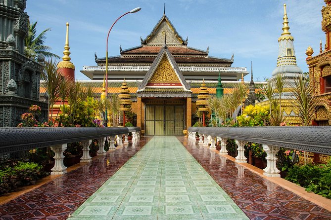 4-Day Tour from Siem Reap to Phnom Penh - Day 1: From Siem Reap Airport to Tonle Sap