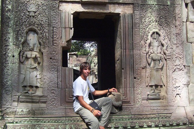 4-Day Tour from Siem Reap to Phnom Penh - Day 2: Angkor Thom, Ta Prohm, and Angkor Wat