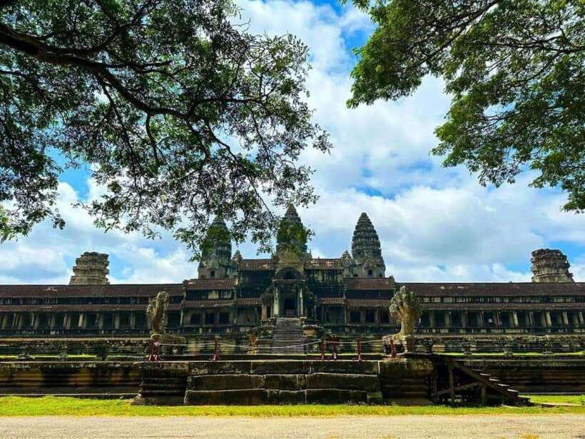 5-Day " ALL THE SIGHGTS " PRIVATE TOUR - Day three: Preah Vihea, Koh Ker, and Beng Mealea