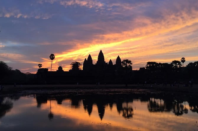 5 Days Cambodia Group Tour to Siem Reap & Phnom Penh - Day 4: Cambodia’s difficult modern history