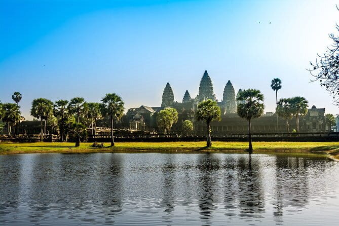 7 Hours Private Angkor Ultimate Tour in Cambodia - Key points at a glance