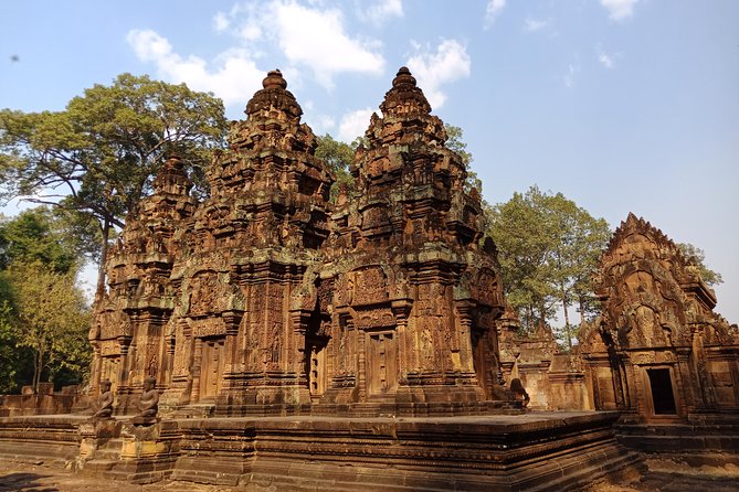 A Day Angkor Wat Sunrise Tour, Ta Prohm & Hidden Gems Beng Mealea - Banteay Srei and the finest carved detail