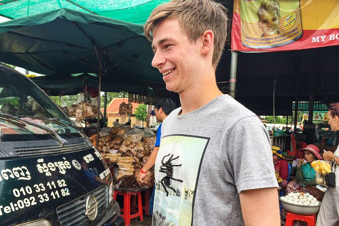 A day Trip Sightseeing Phnom Penh - Siem Reap - Private English Speaking Driver - Kampong Kleang and the Tonle Sap villages