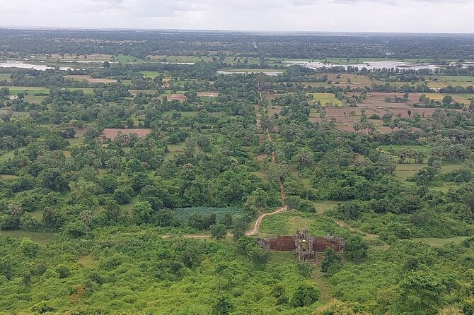 A Day Trip To Phnom Chisor - Tonle Batti From Phnom Penh - Climbing 133 Meters to Phnom Chisor