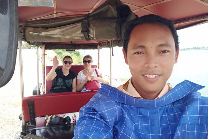 A Full Day Tour for Royal Palace, S21, Killing Fields & More - Wat Phnom and the story of the capital