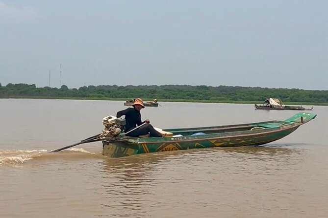 A Journey to Tonle Sap Through Kampong Phluk Floating Village - Traveling the waterways by private boat