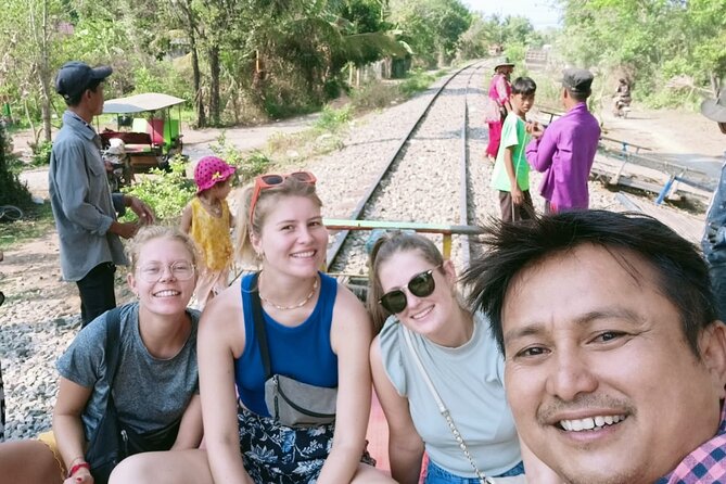AfternoonTour.Bamboo train.killing cave with Secret bat cave - Seeing how a village mushroom farm operates