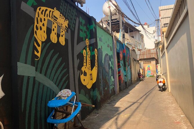 An Afternoon of Contemporary Art in Phnom Penh by Tuk Tuk - Timing, pickup, and the practical details
