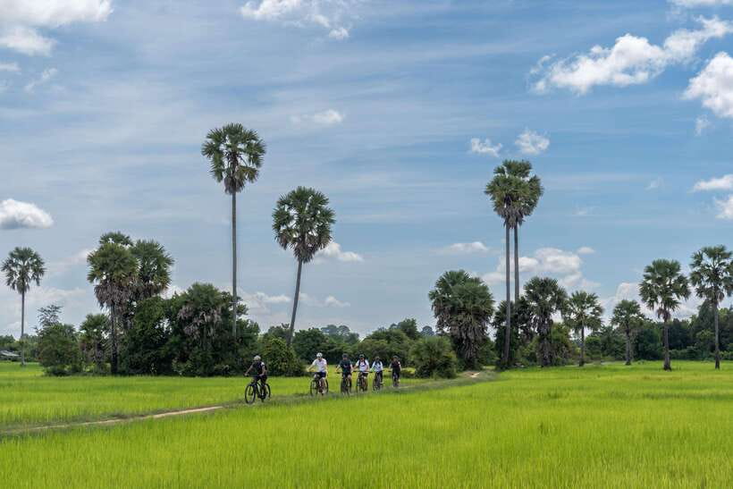 Angkor Bike tour & Gondola Sunset Boat w/ Drinks & Snack - A private gondola at sunset