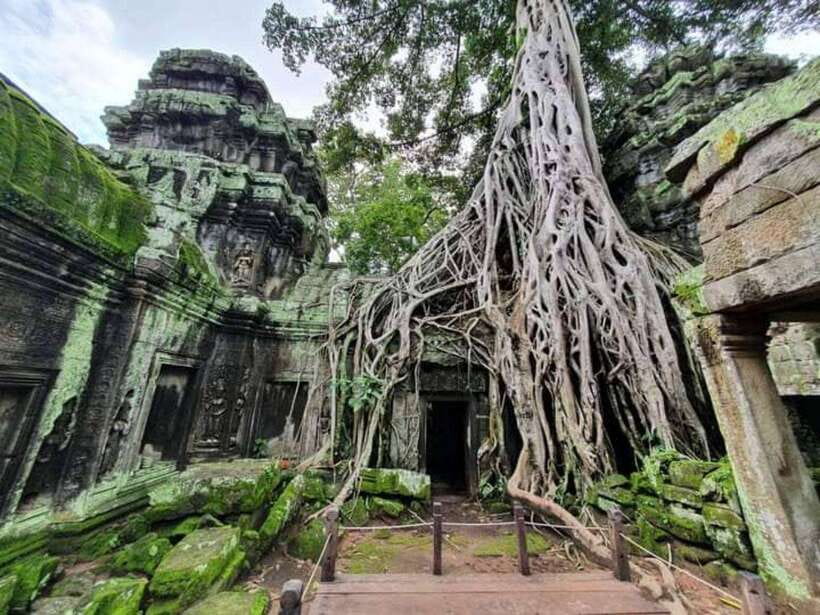 Angkor Cycling Tour - The 12-kilometer ride back to Siem Reap