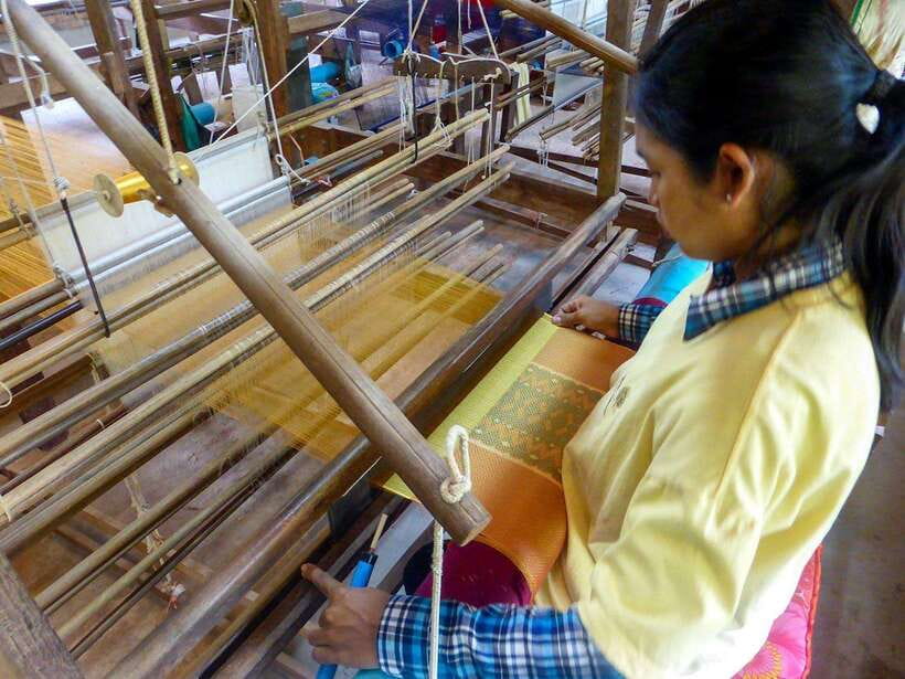 Angkor Silk Farm & Lotus Silk Farm: Siem Reap Discovery Tour - Lotus Silk Farm by Samatoa: the tour’s most unusual lesson