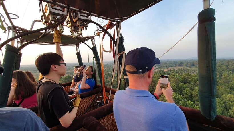 Angkor Stunning Hot Air Balloon - A short flight with a long view