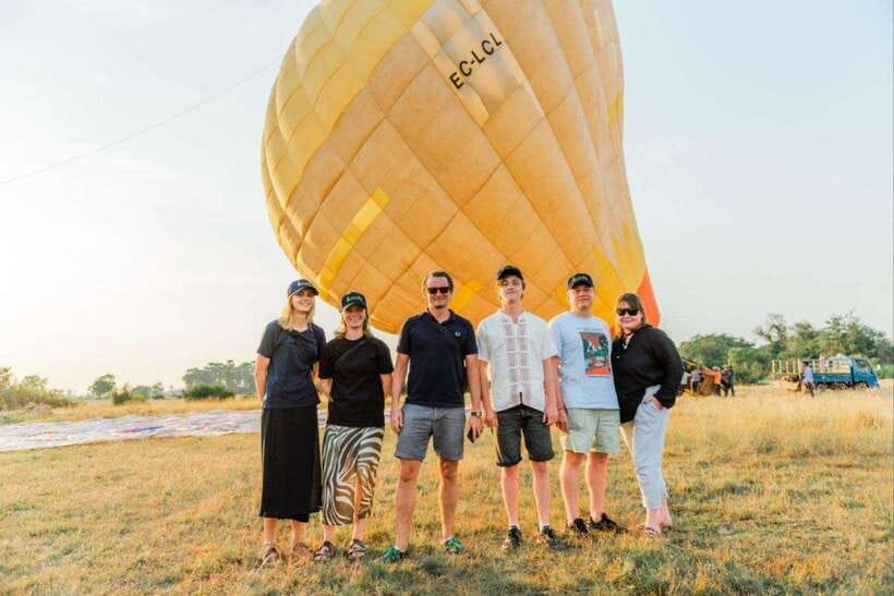 Angkor Stunning Hot Air Balloon - Preparing for takeoff