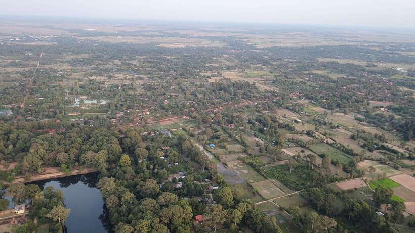 Angkor Stunning Hot Air Balloon - Landing, photographs, and the return ride