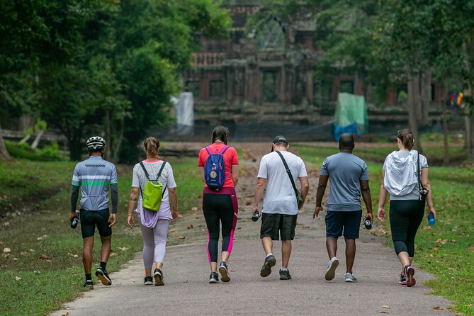 Angkor Sunrise Bike Tour / E-Bike or Tuk Tuk - The Guides Make or Break the Day